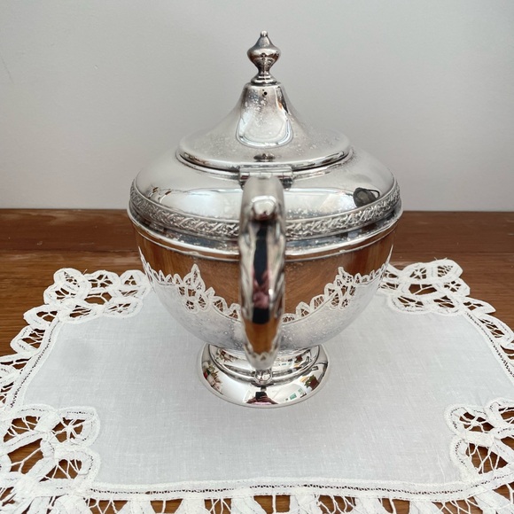 E.P. Cooper Teapot - Picture 2 of 4